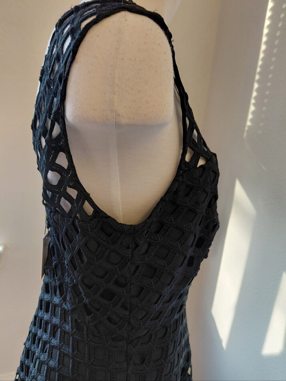 Milly Annemarie Lattice- Women's 6 Black Embroidered Handkerchief Dress NWT - Picture 8 of 15